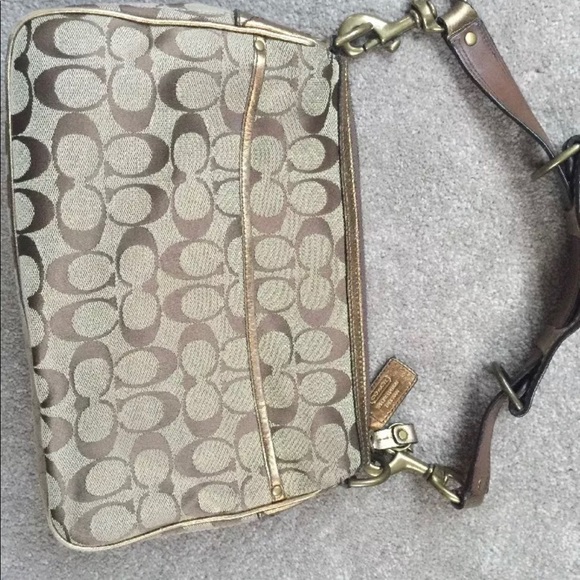 Coach Logo Gold Shoulder Bag Purse Handbag - Picture 4 of 8